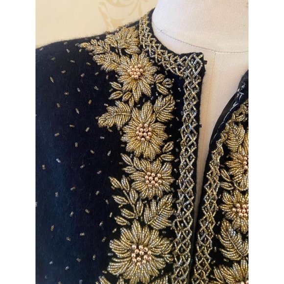 Elsie Tu 100% Cashmere Black Beaded Silk Lined Beautiful Sweater - Picture 5 of 5